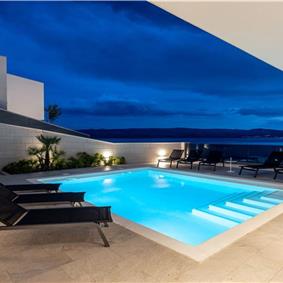 5 bedroom beachfront villa with heated pool near Omis, sleeps 9